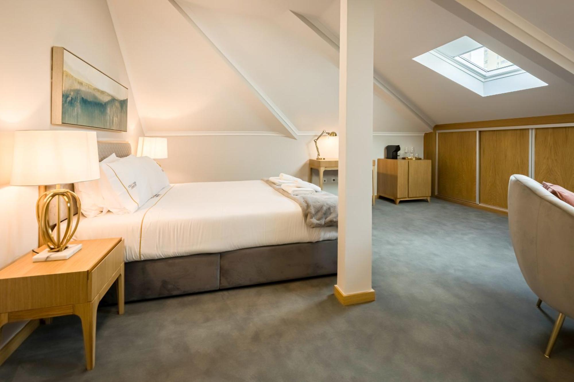 Comtesse Lisbonne By Homing *